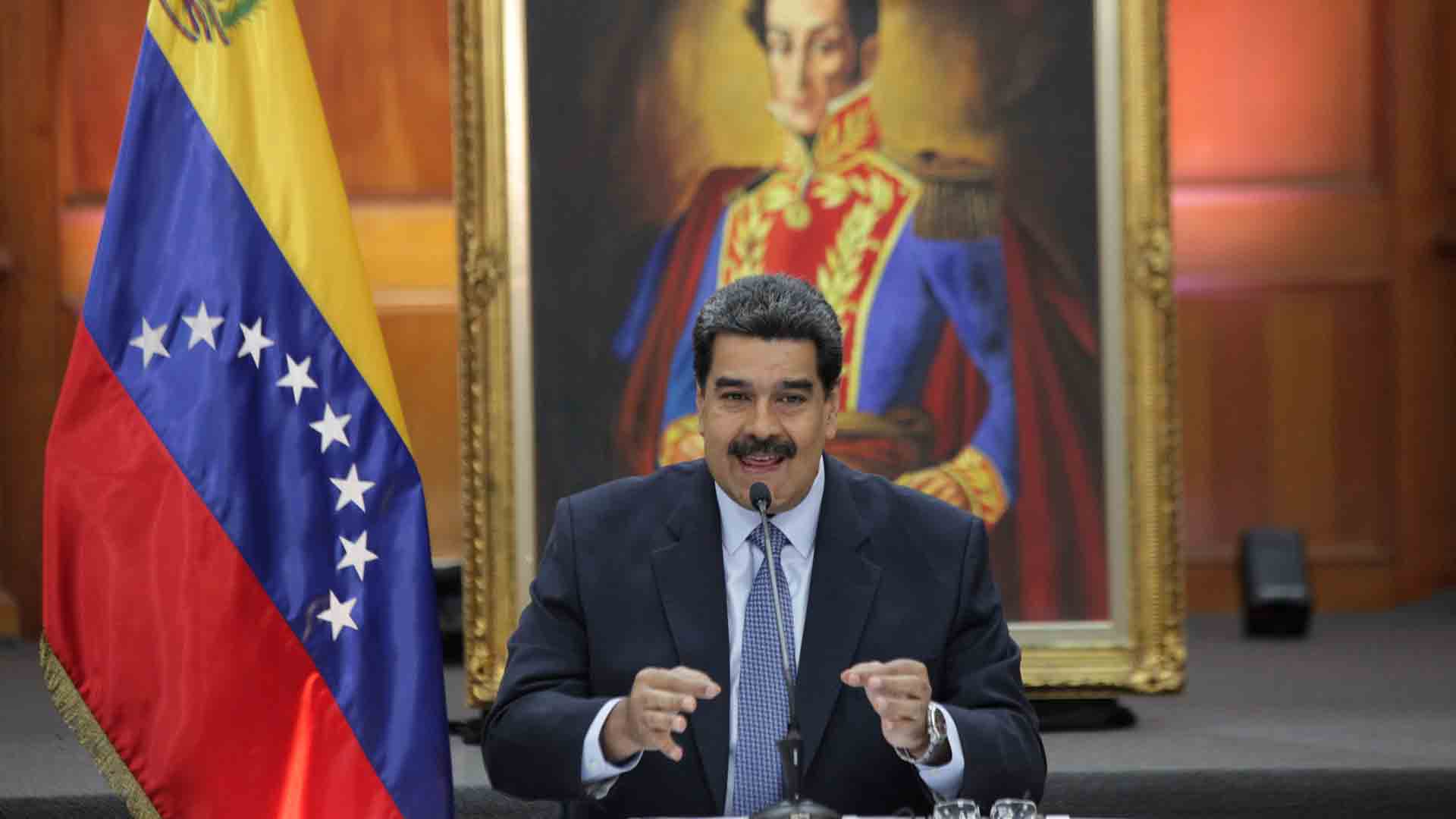 Maduro, el hombre que hunde a Venezuela tiene otros seis años para completar su tarea
