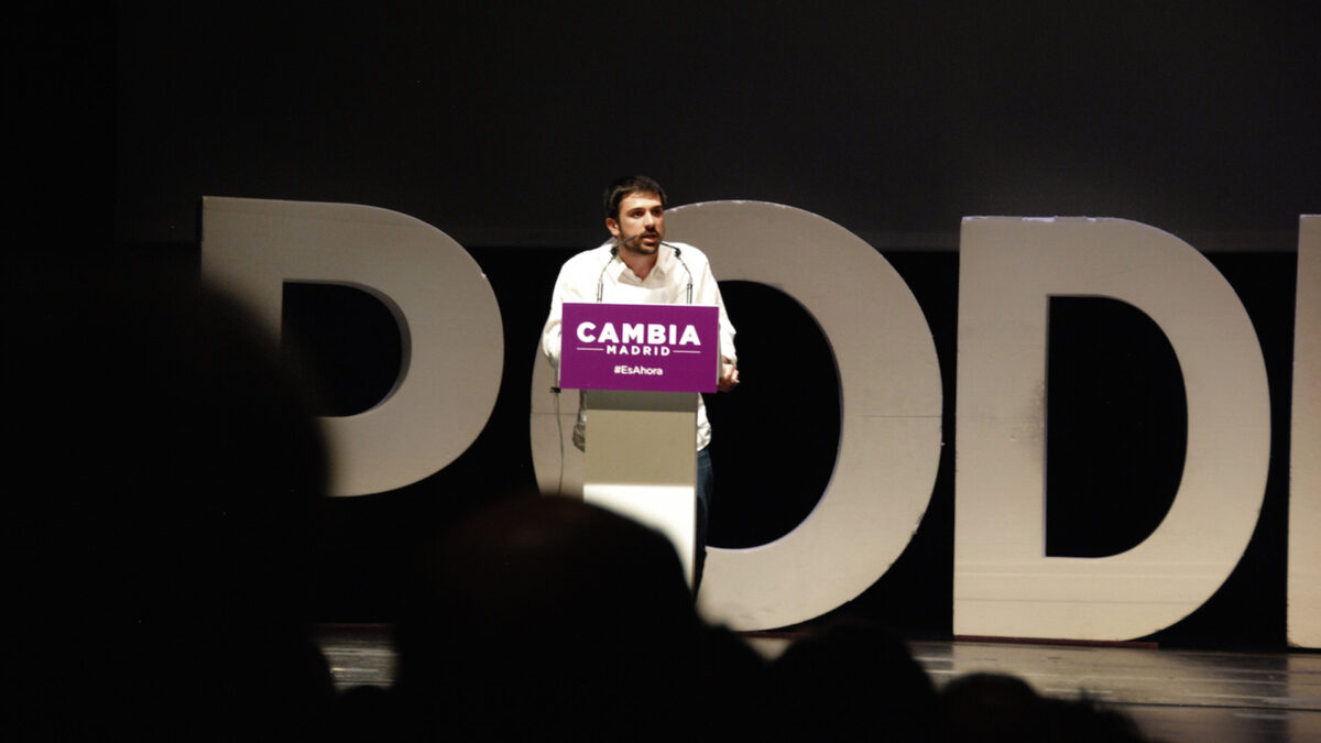 Ramón Espinar dimite como líder de Podemos en Madrid