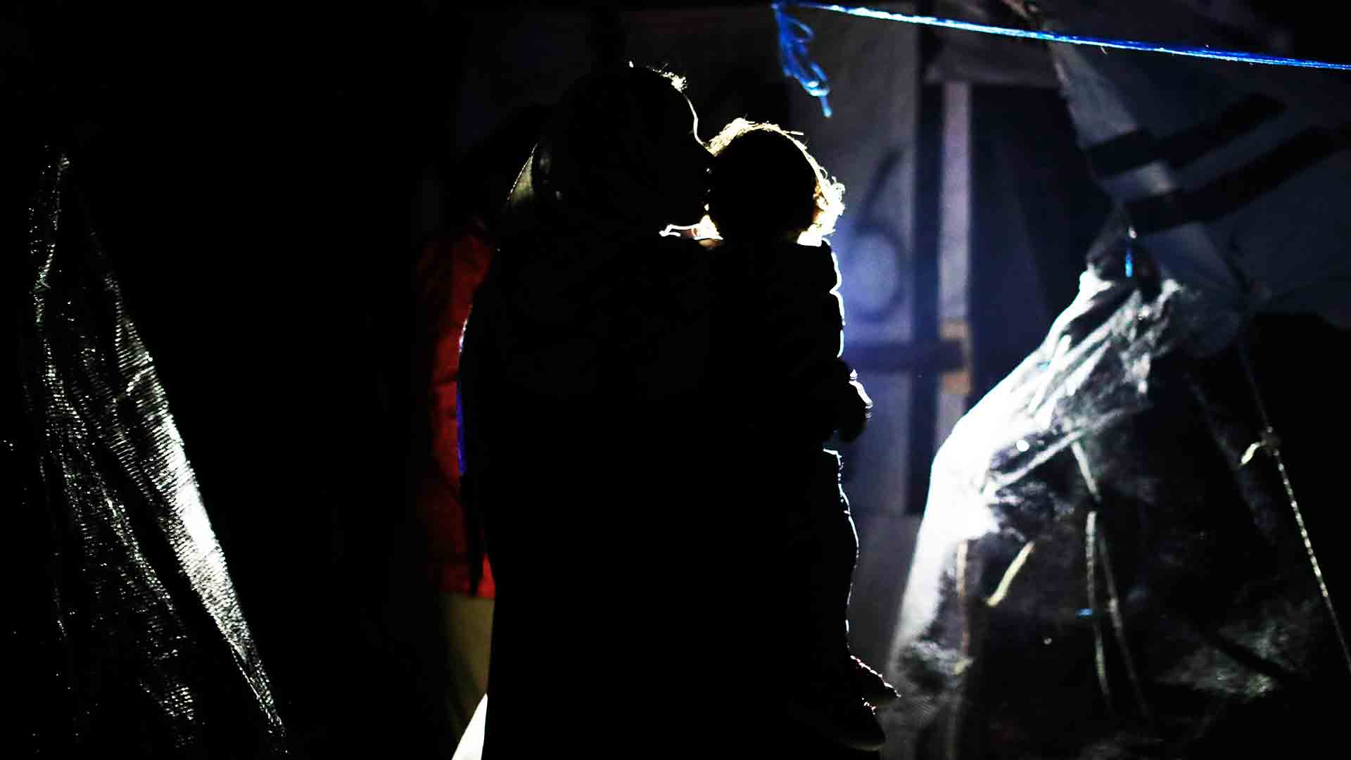 Refugiadas embarazadas, menores y torturados: vulnerables y abandonados en Lesbos