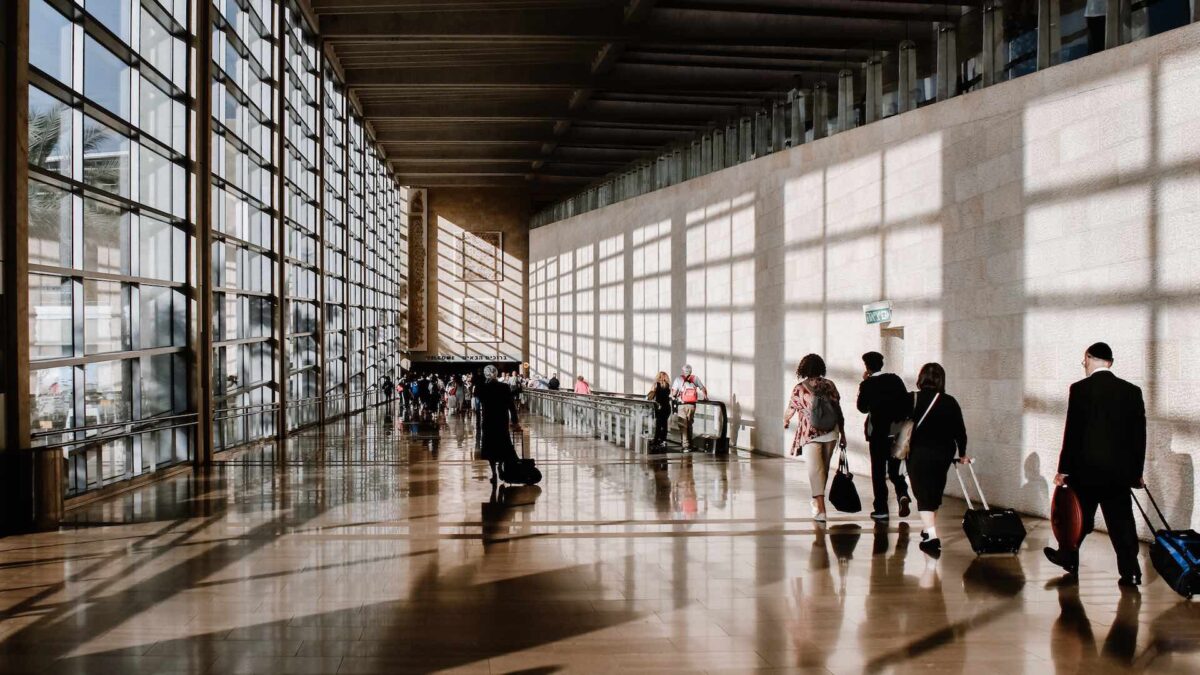 Una aerolínea china prueba a etiquetar las maletas con chips para que los usuarios las rastreen desde el móvil