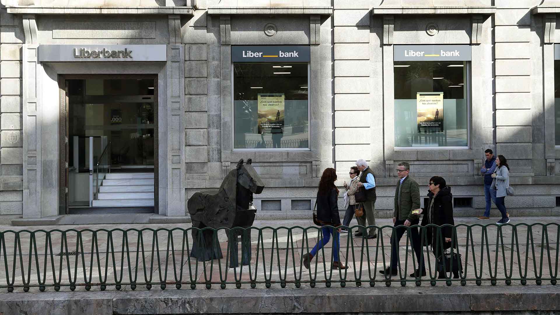 Abanca renuncia a presentar una OPA sobre Liberbank