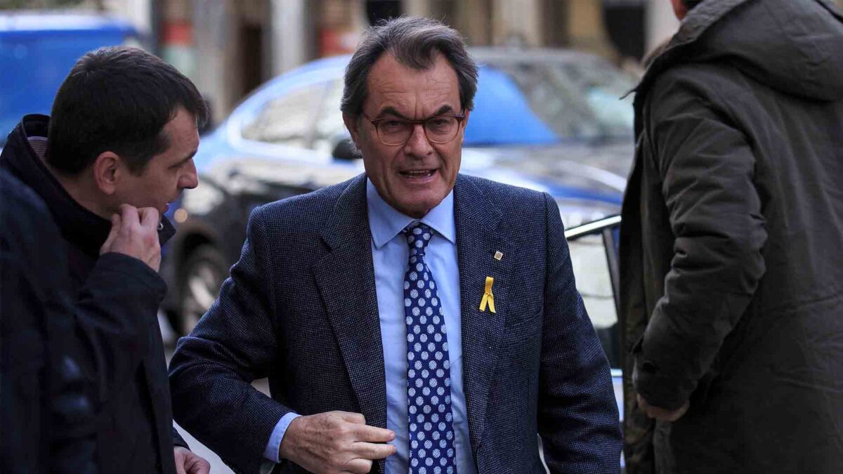 Artur Mas, inhabilitado hasta febrero del 2020 por la consulta independentista del 9N