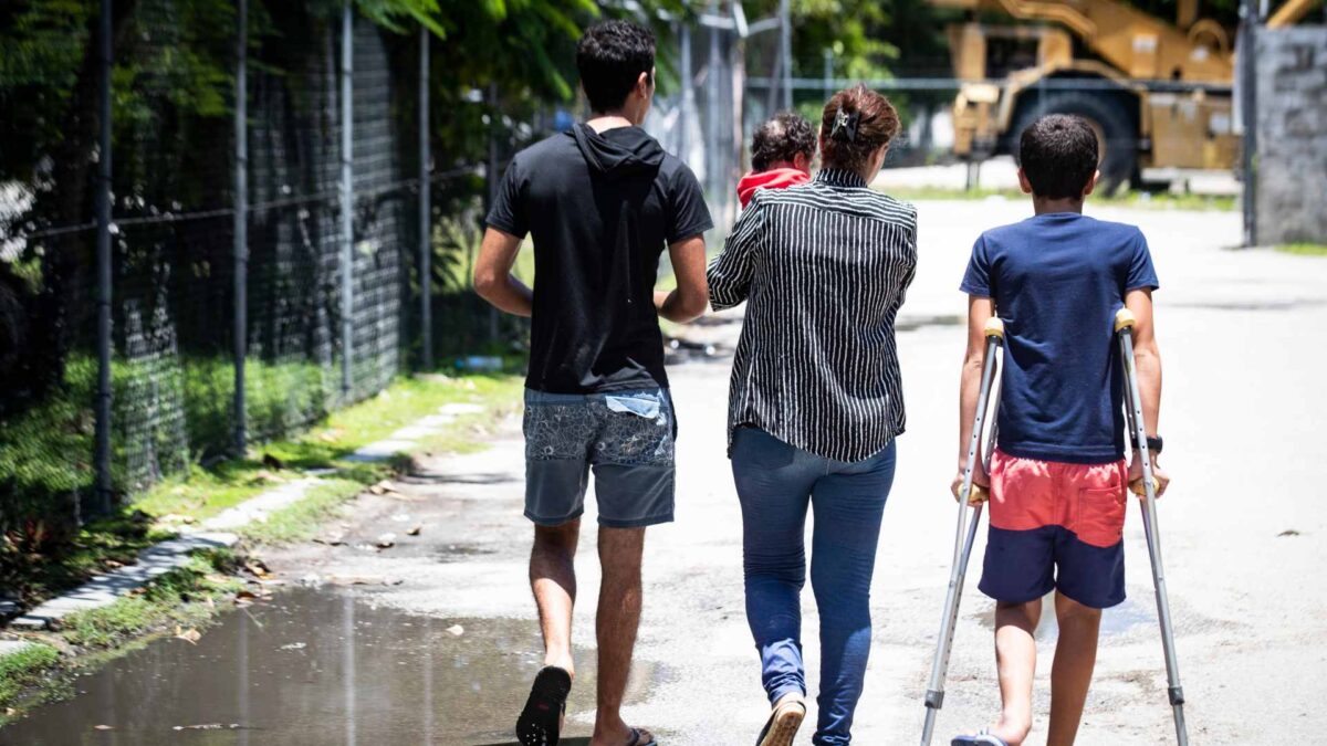 Australia evacúa a los niños del centro de detención de Nauru