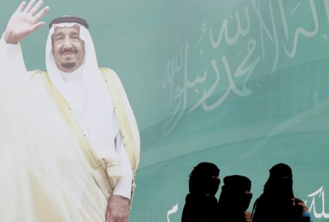 Bruselas propone incluir a Arabia Saudí en la lista negra de la UE por blanqueo de dinero