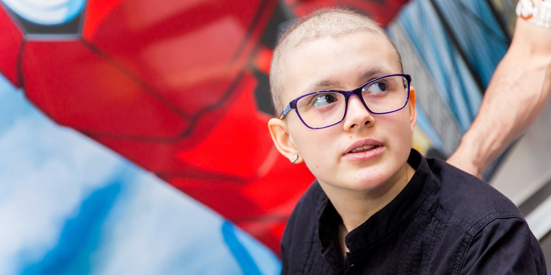Elsa, superviviente de cáncer infantil: "La psicooncóloga me ayudó a aceptar lo que me pasaba"