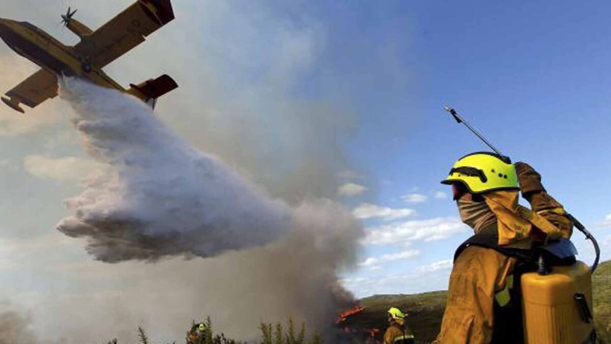 Cantabria eleva la alerta a nivel 2 y pide apoyo a la UME por gran número de incendios