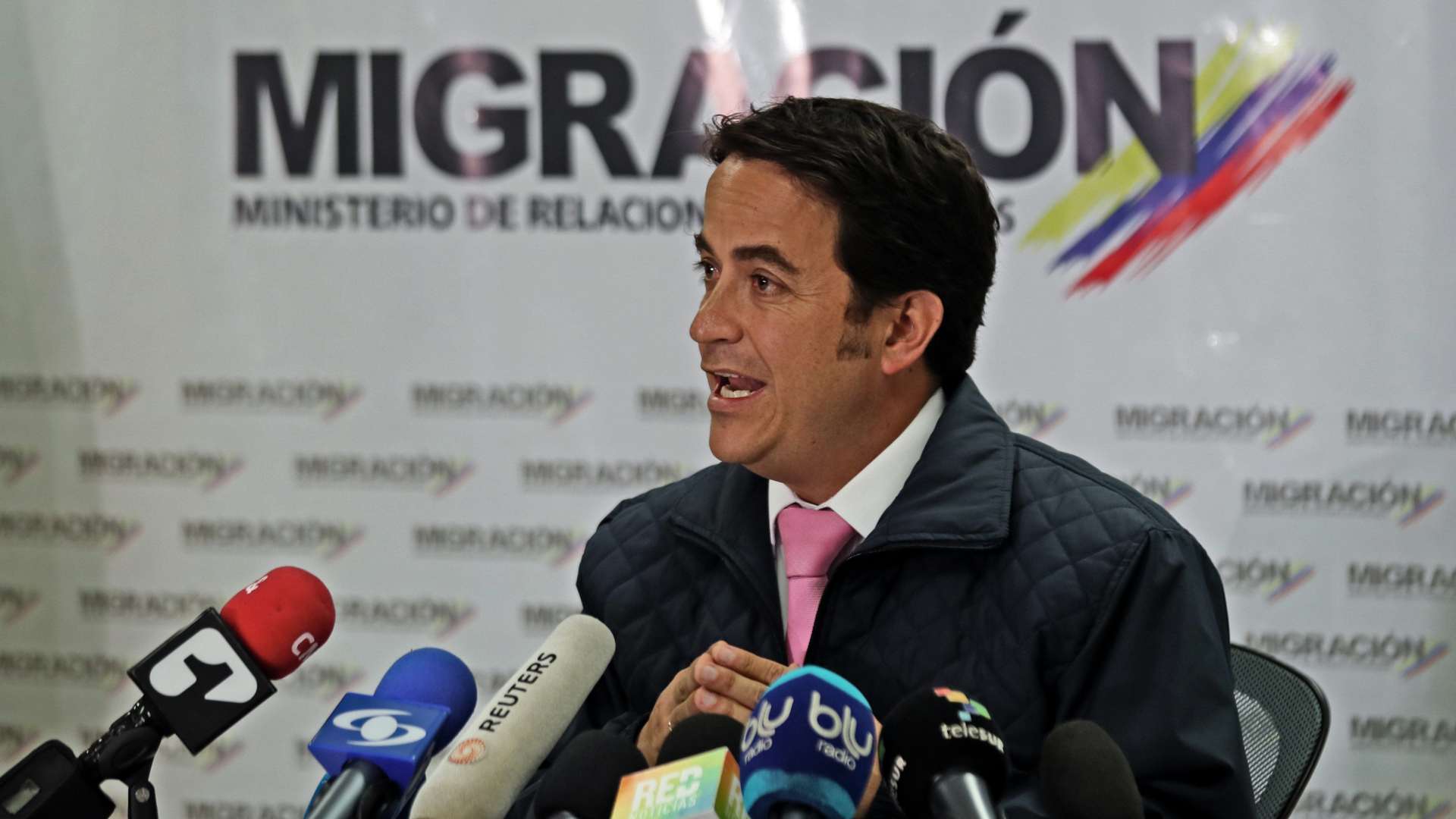 Colombia cancela permisos migratorios a más de 300 «partidarios» de Maduro