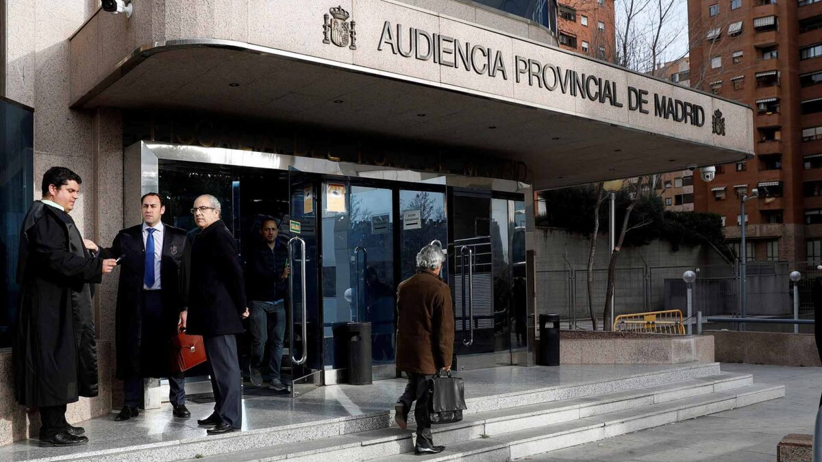 Declarados no culpables los seis acusados de espiar a cargos del PP