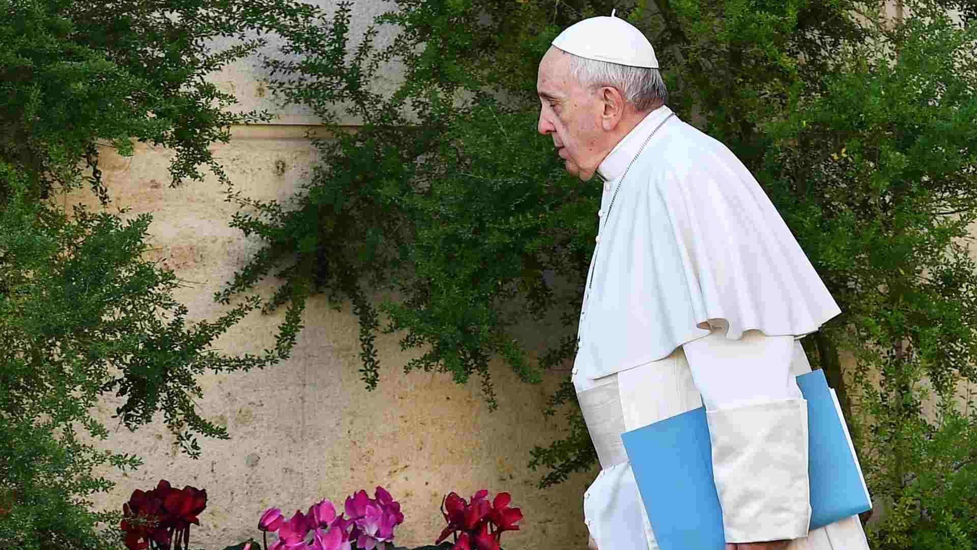 El papa pide medidas concretas contra la pederastia en la cumbre celebrada en el Vaticano