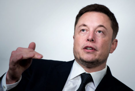 El supervisor de la bolsa de EEUU pide detener a Elon Musk por un Tuit sobre Tesla