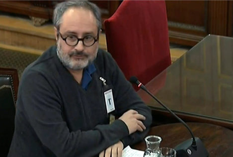 Antonio Baños (CUP), condenado a prisión por no responder a Vox en el juicio del 'procés'