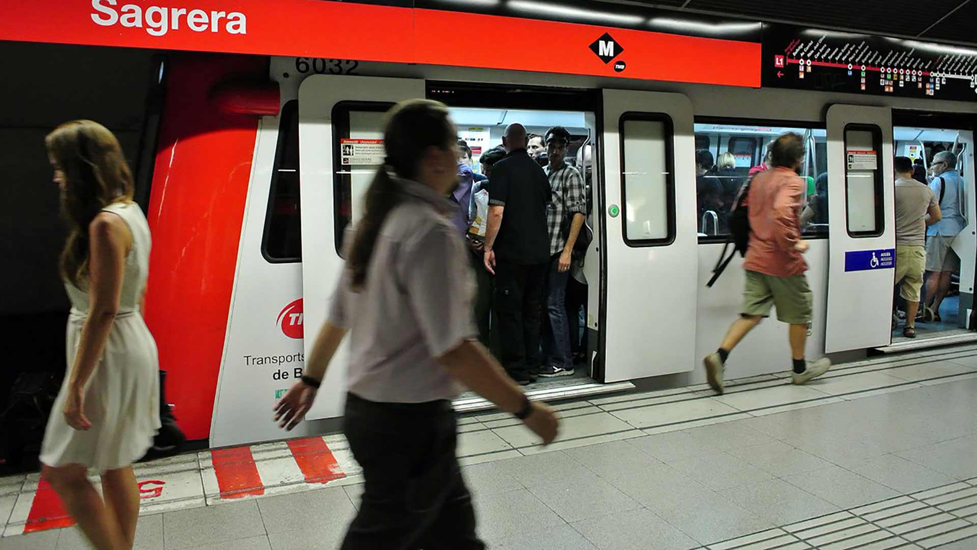 Encontrada pintura con amianto en 94 trenes del Metro de Barcelona