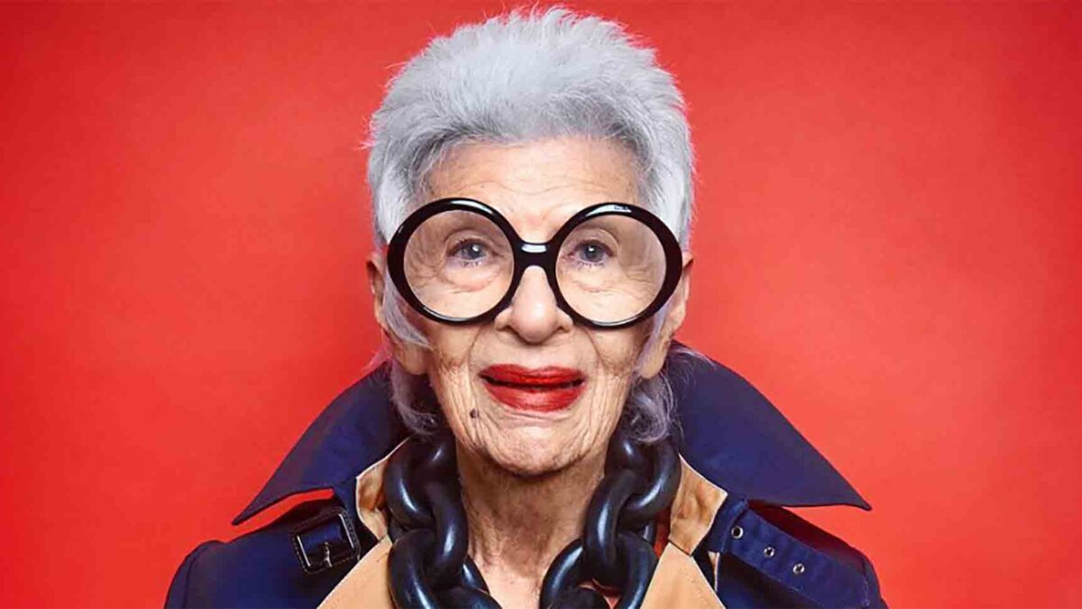 Iris Apfel, a sus 97 años, ficha por la agencia de modelos de Gigi Hadid