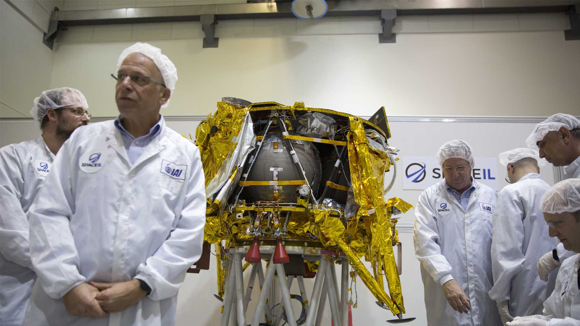 Israel lanza con éxito su primera sonda lunar