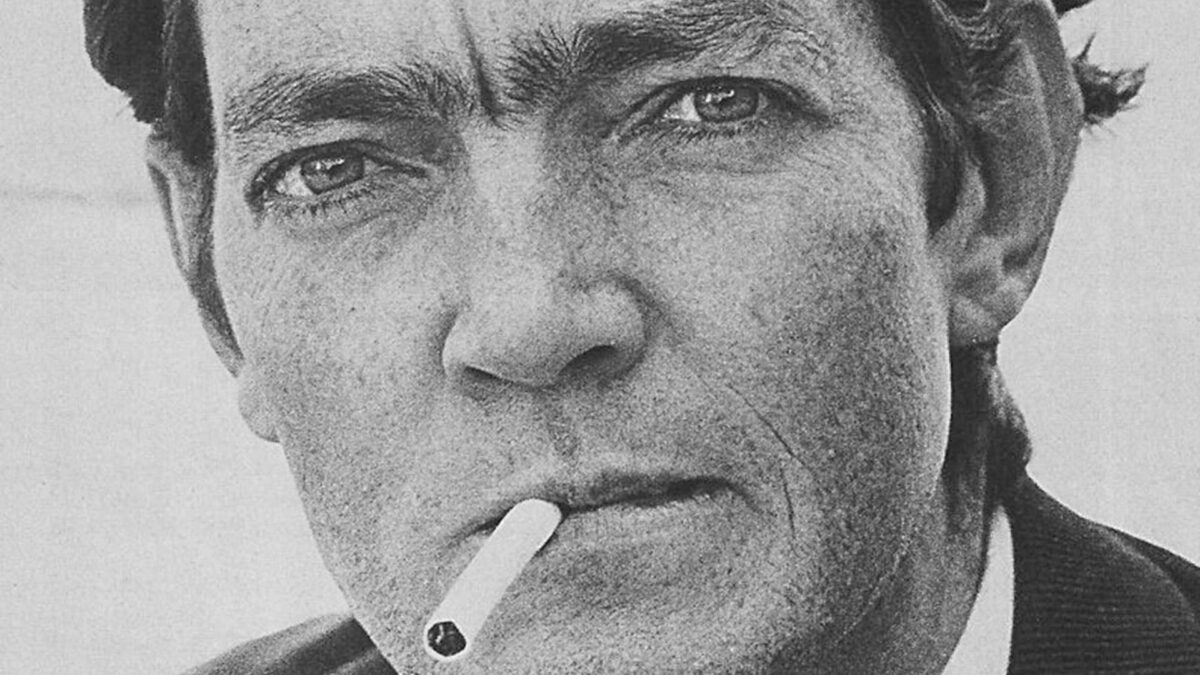 Julio Cortázar: un hombre alto y delgado que tocaba muy mal la trompeta