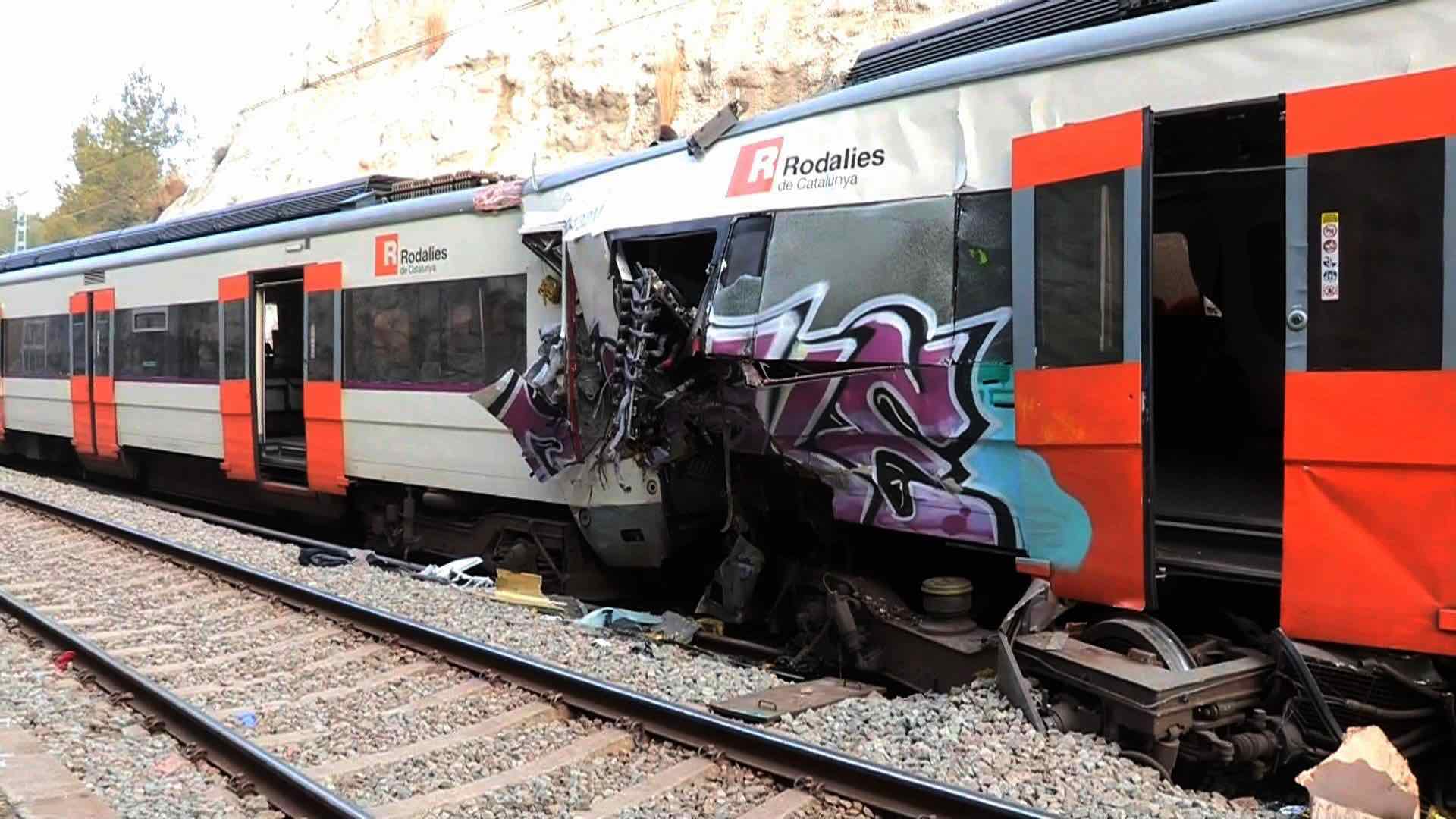 La Generalitat reclama cerrar la línea donde chocaron dos trenes hasta que haya mejoras