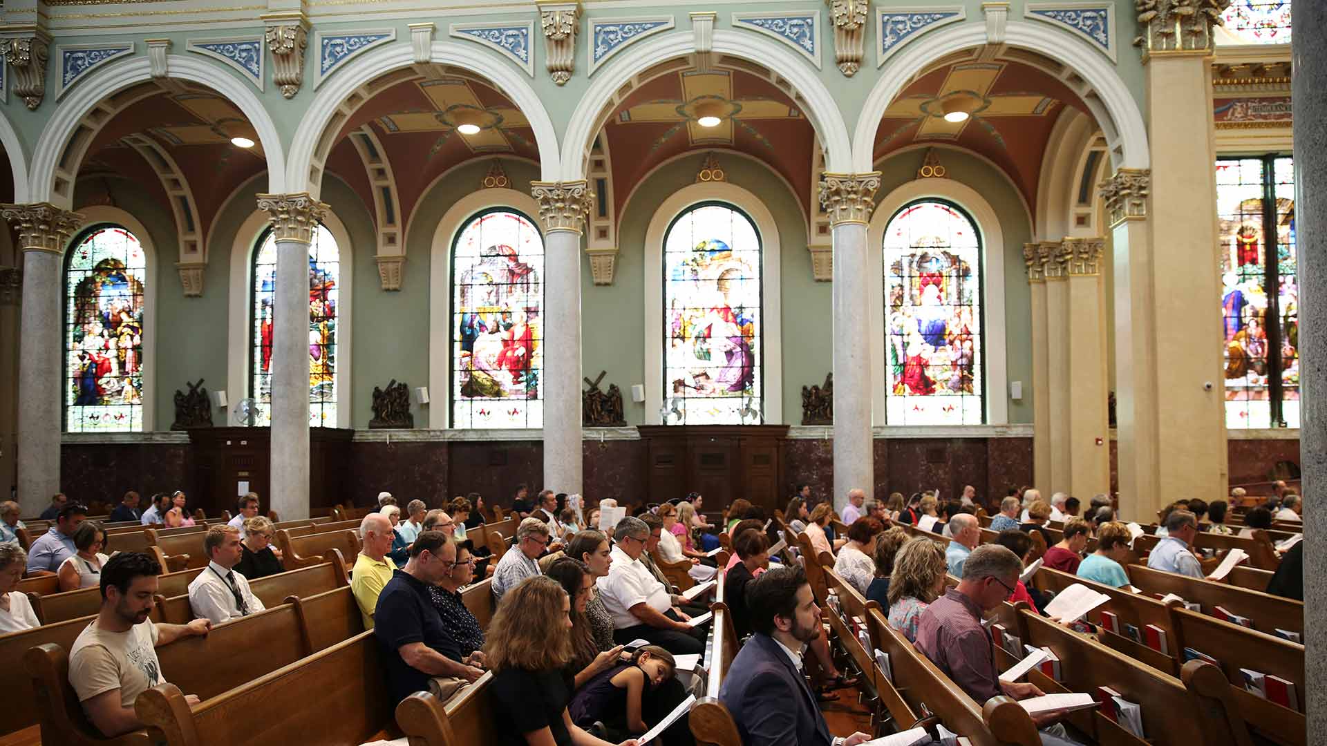 La Iglesia revela los nombres de 300 curas pedófilos en Texas