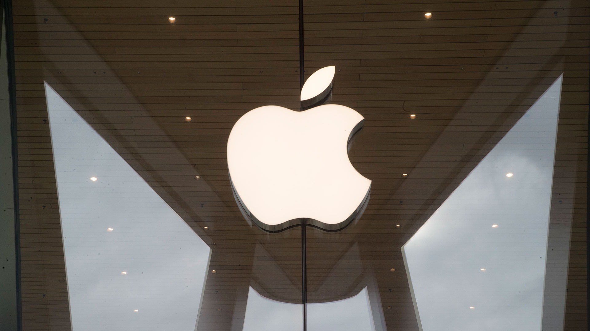 La OCU solicita que se investigue a Apple por el tratamiento de los datos personales de sus usuarios