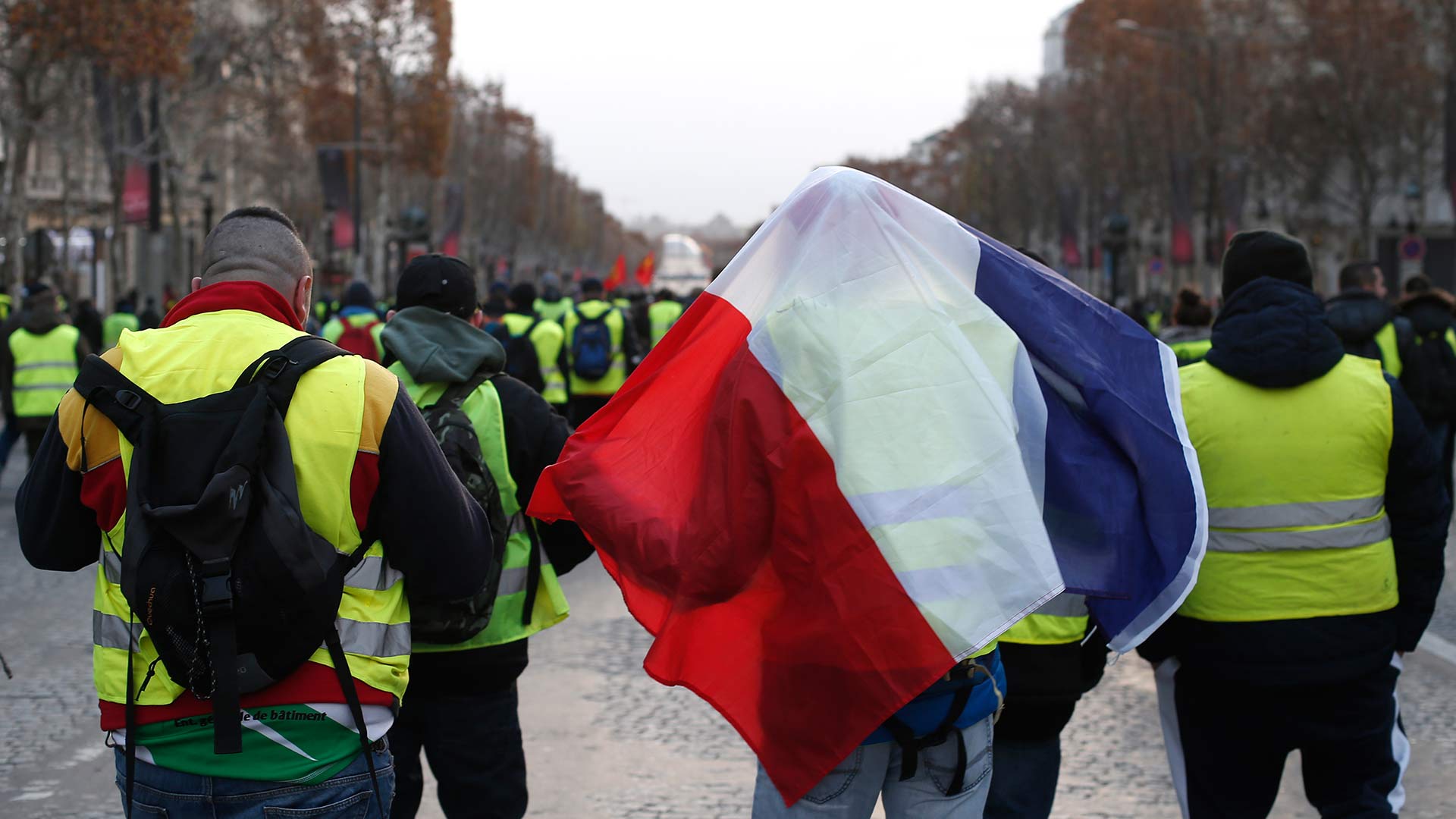 Twitter suspende la cuenta de un semanario francés de extrema derecha