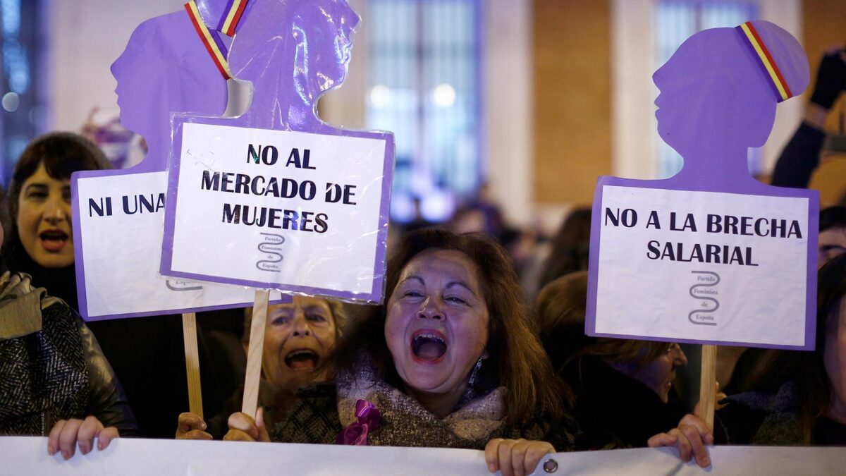 Una sentencia equipara los salarios entre las envasadoras y los mozos de almacén de una empresa almeriense