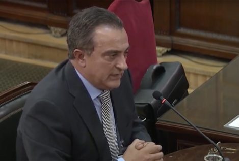 Castellví afirma que los Mossos avisaron a Puigdemont de una "escalada de violencia" el 1-O