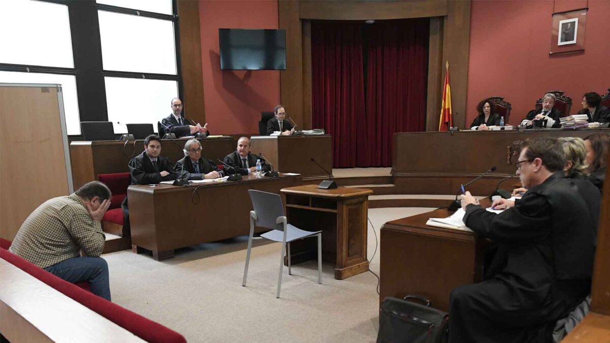 Condenado a 21 años de prisión el exprofesor de los Maristas por abusar de cuatro menores