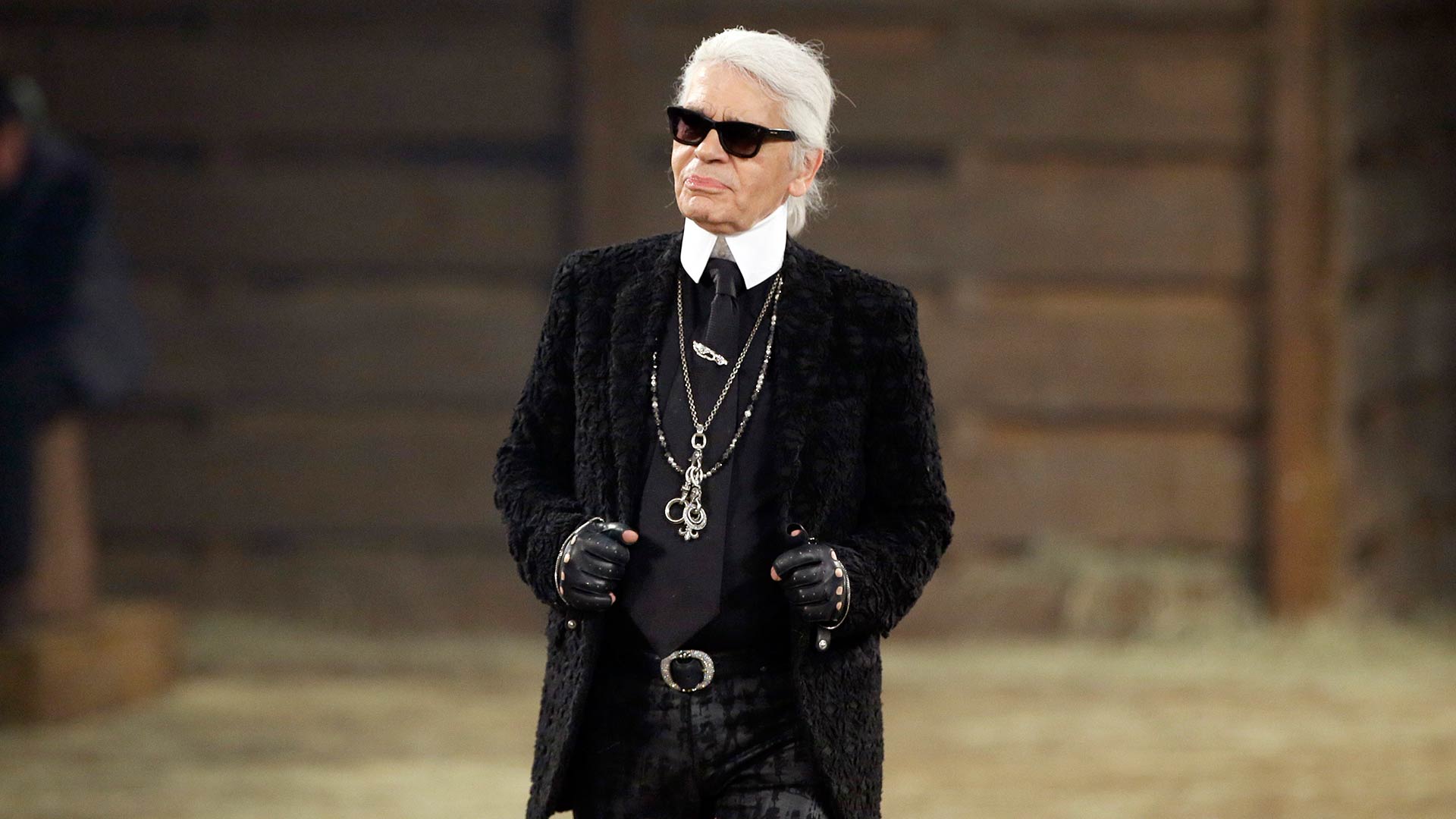 Chanel celebra en París su primer desfile tras la muerte de Karl Lagerfeld