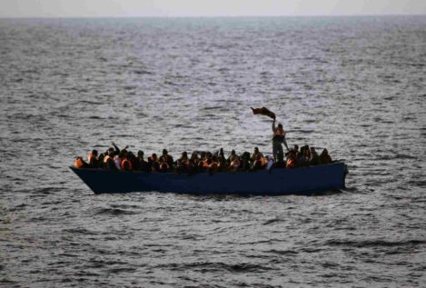 Varios muertos, entre ellos dos niños, en un naufragio de migrantes en Grecia