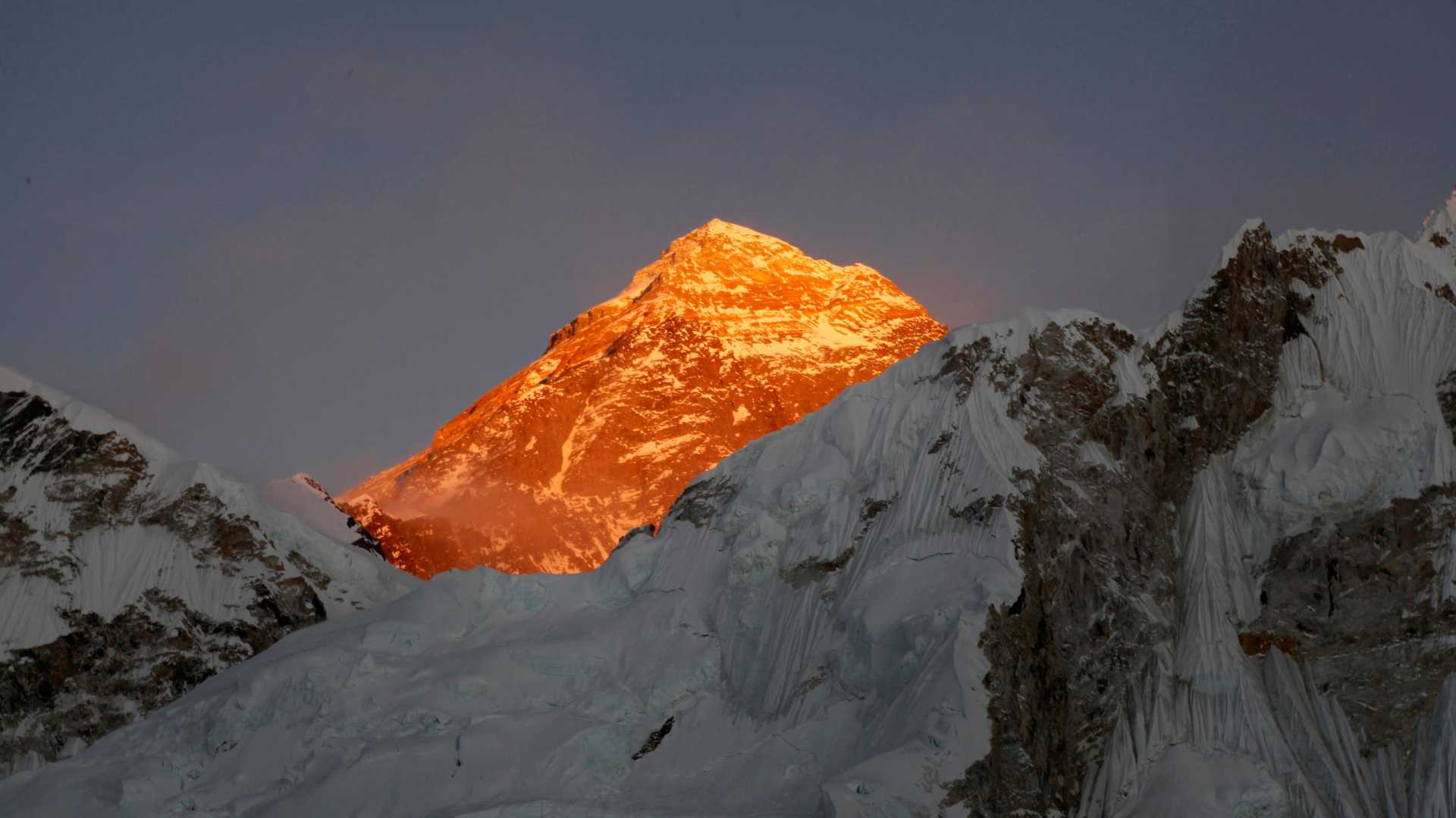El deshielo en el Everest expone los cadáveres de montañeros desaparecidos