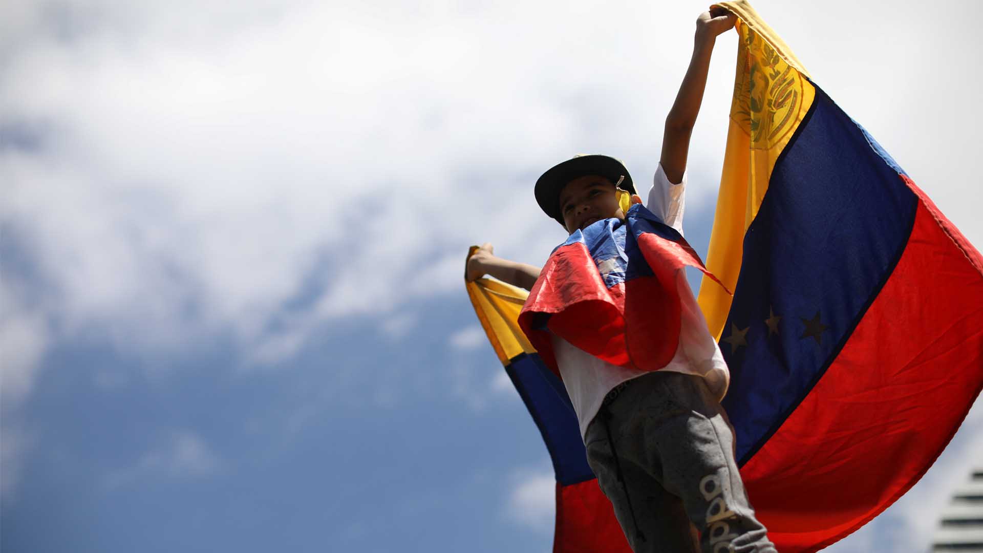 El Gobierno concede a 400 venezolanos el permiso de residencia por razón humanitaria