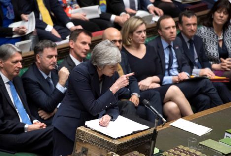 El Parlamento británico rechaza por tercera vez el acuerdo del Brexit de Theresa May