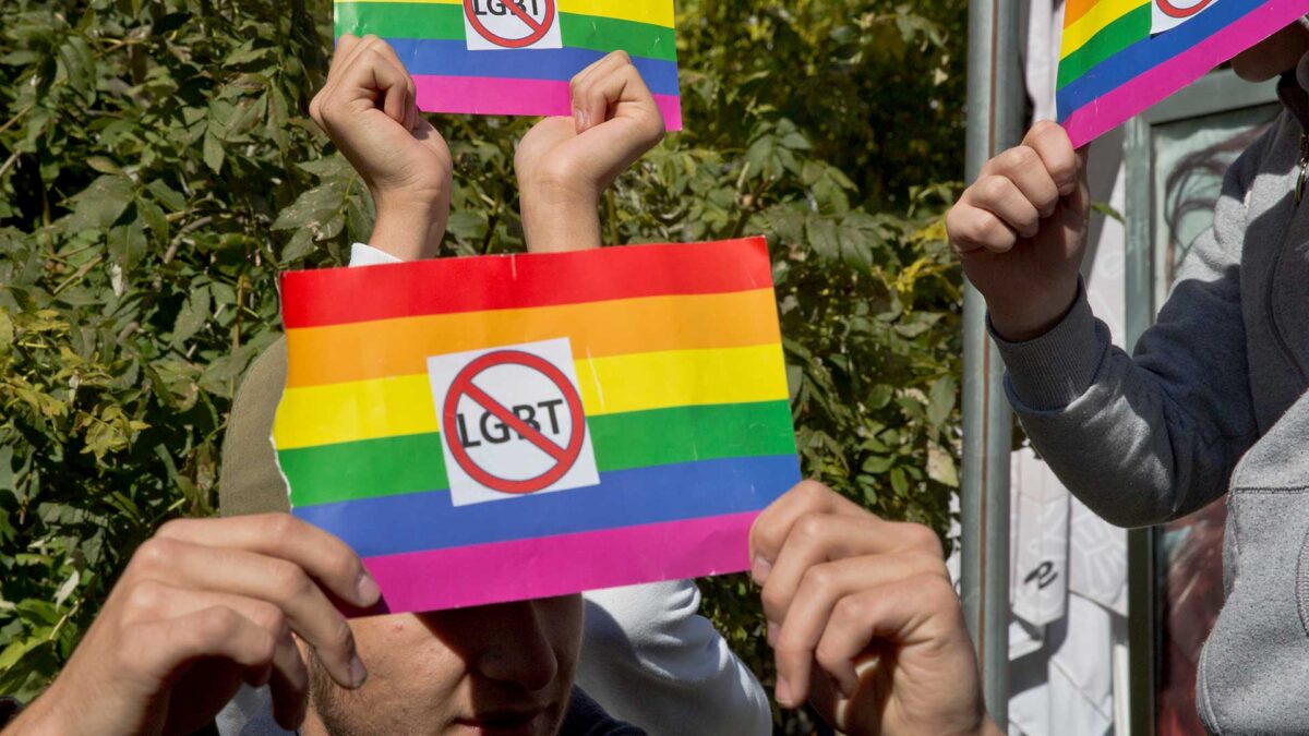 El sexo gay y el adulterio serán castigados con la lapidación en Brunéi