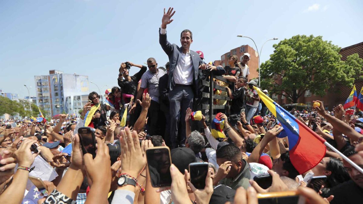 Guaidó activa la «operación libertad» para sacar a Maduro del poder