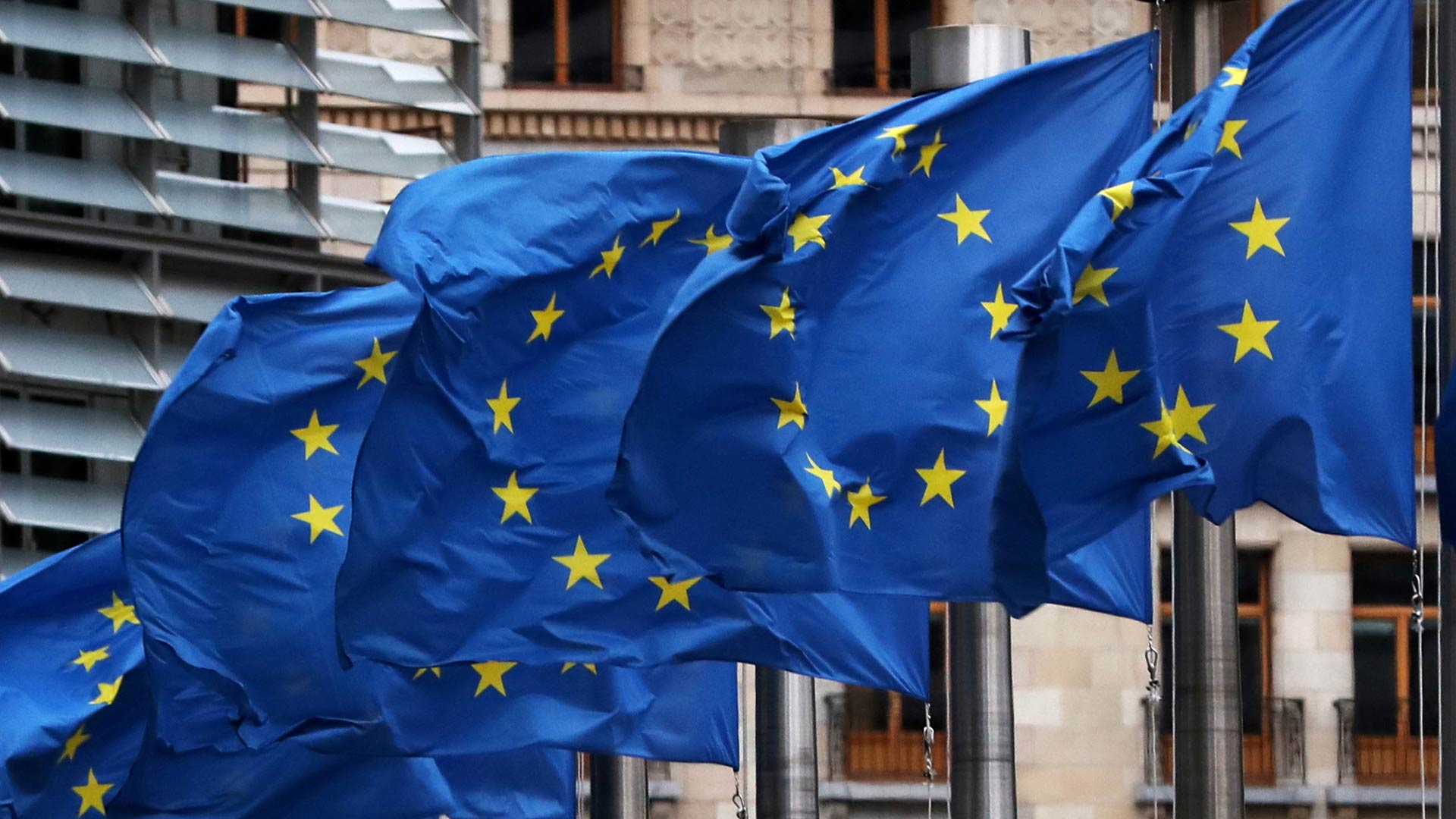 La Unión Europea añade 10 países a su lista negra de paraísos fiscales