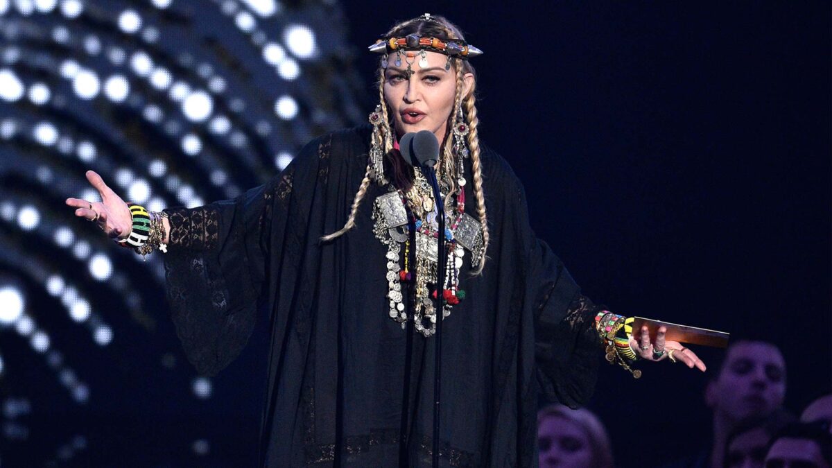 ¿Madonna se vuelve fadista? La reina del pop sorprende con una nueva versión de ‘Like a virgin’