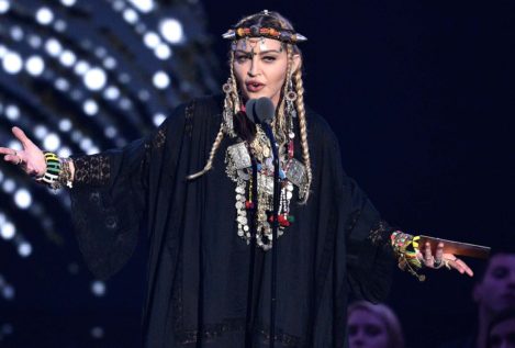 ¿Madonna se vuelve fadista? La reina del pop sorprende con una nueva versión de 'Like a virgin'