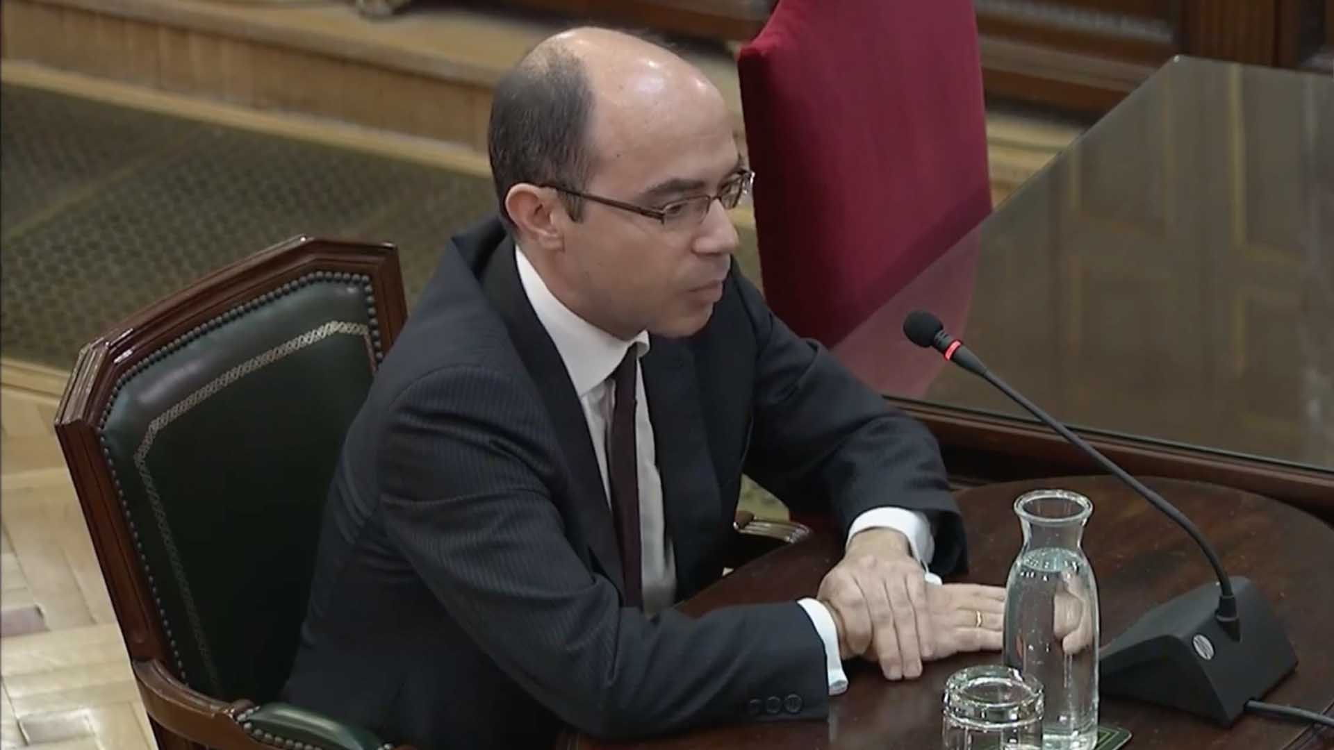 El exsubsecretario de Hacienda Martínez Rico admite que la Generalitat pudo saltarse el control financiero del Estado