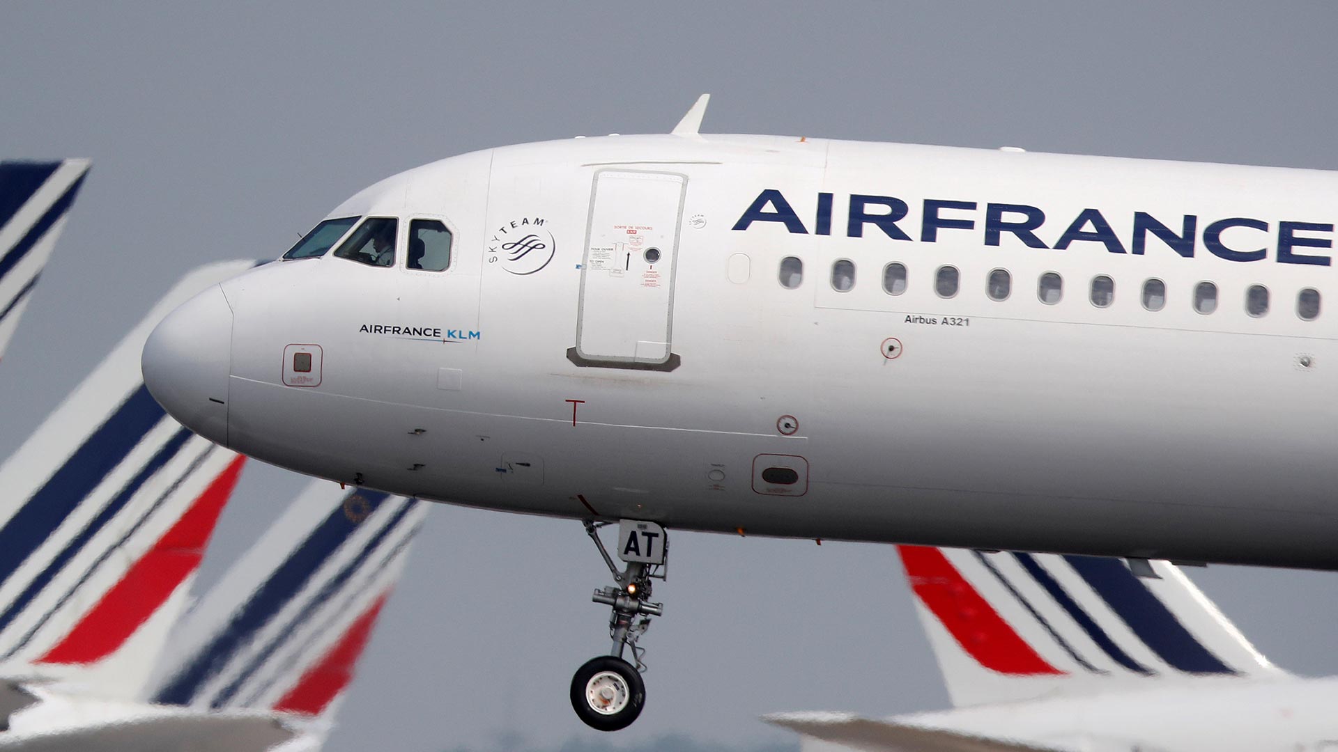 Países Bajos admite que su entrada en Air France-KLM no fue "ortodoxa"