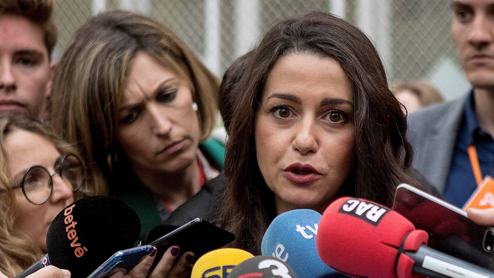 Arrimadas asegura que Cs no va a pactar con Sánchez y el PSOE va a intentar gobernar en solitario