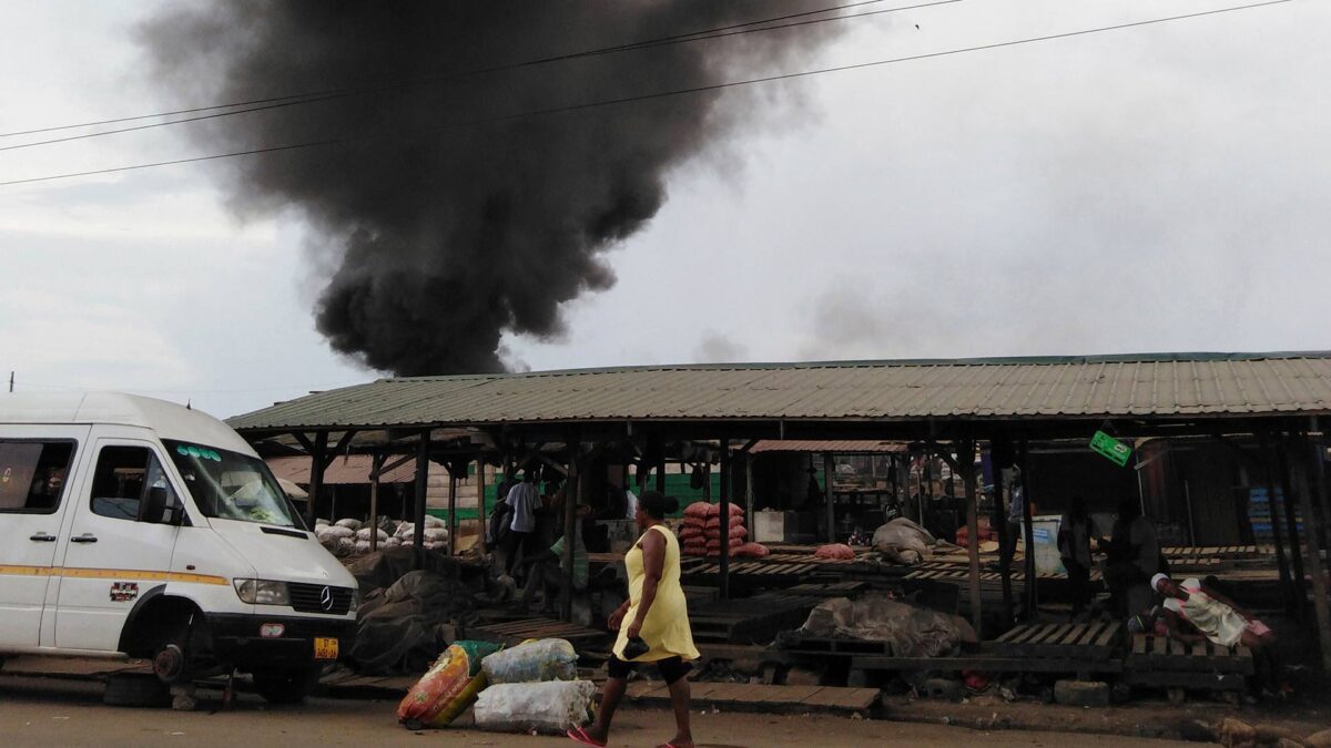 Así es como los desechos electrónicos de Europa envenenan los huevos de Ghana