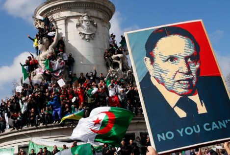 Bouteflika pide perdón al pueblo argelino en una carta de despedida