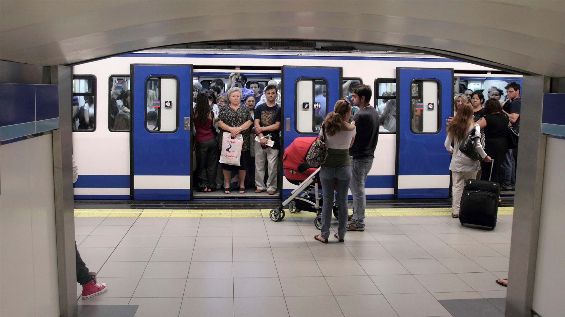 Jornada de paros en el Metro de Madrid ante el primer juicio por el amianto