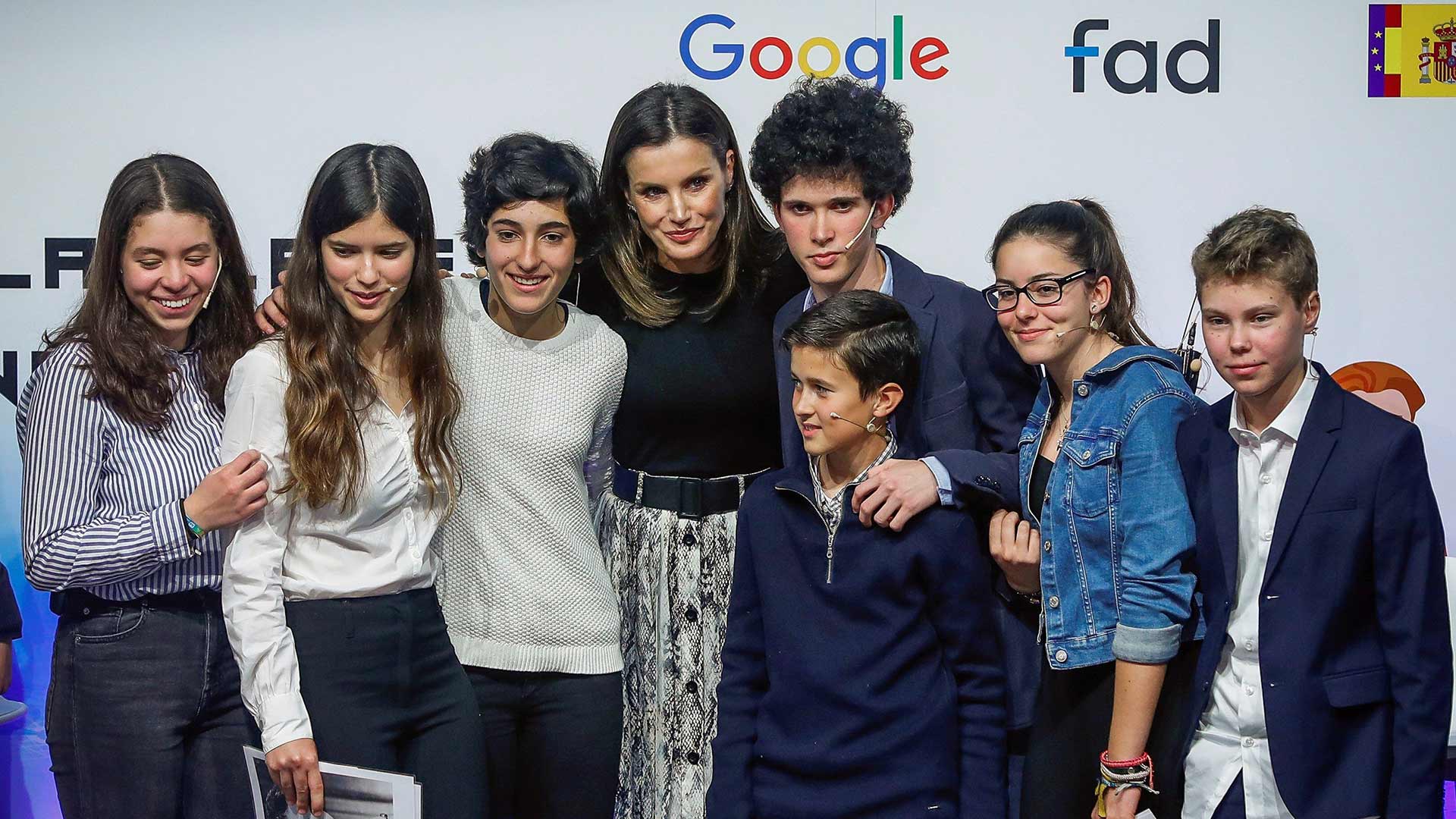 La FAD y Google crean un programa para ayudar a adolescentes a detectar bulos