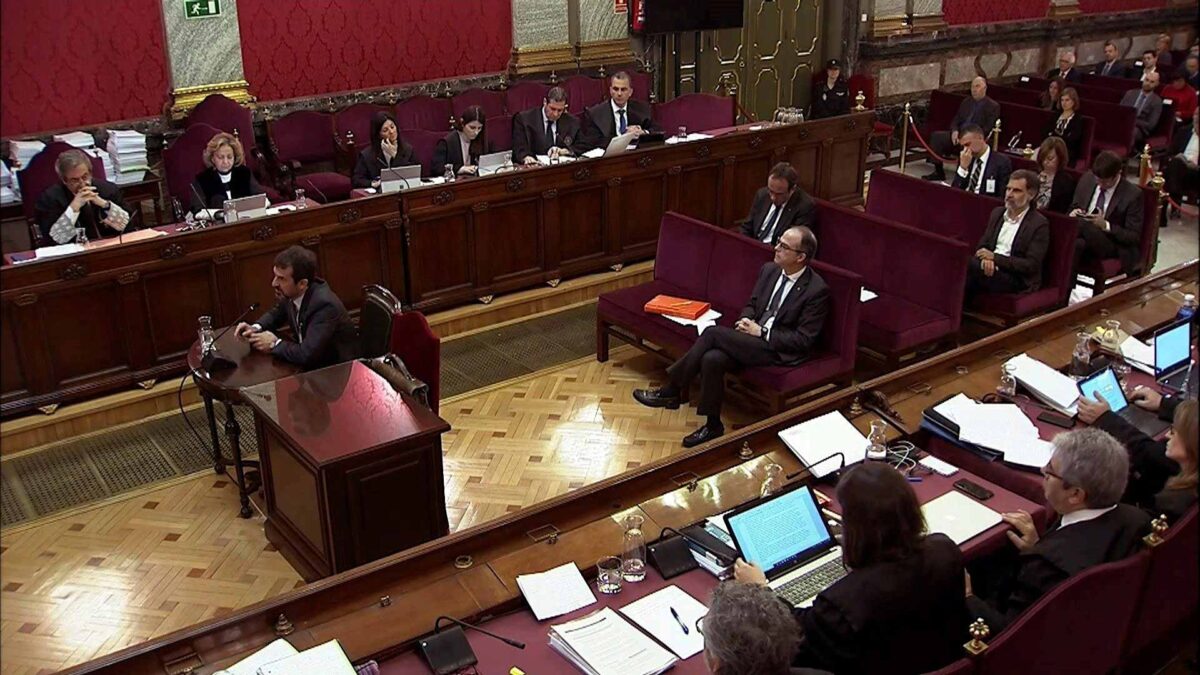 La Junta Electoral defiende la imparcialidad de sus miembros vinculados al juicio del procés