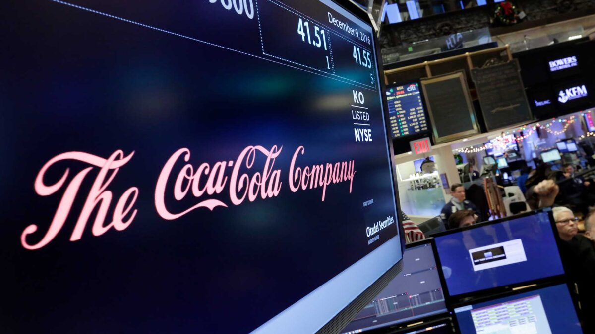 Los beneficios trimestrales de Coca-Cola suben un 23% hasta los 1.678 millones