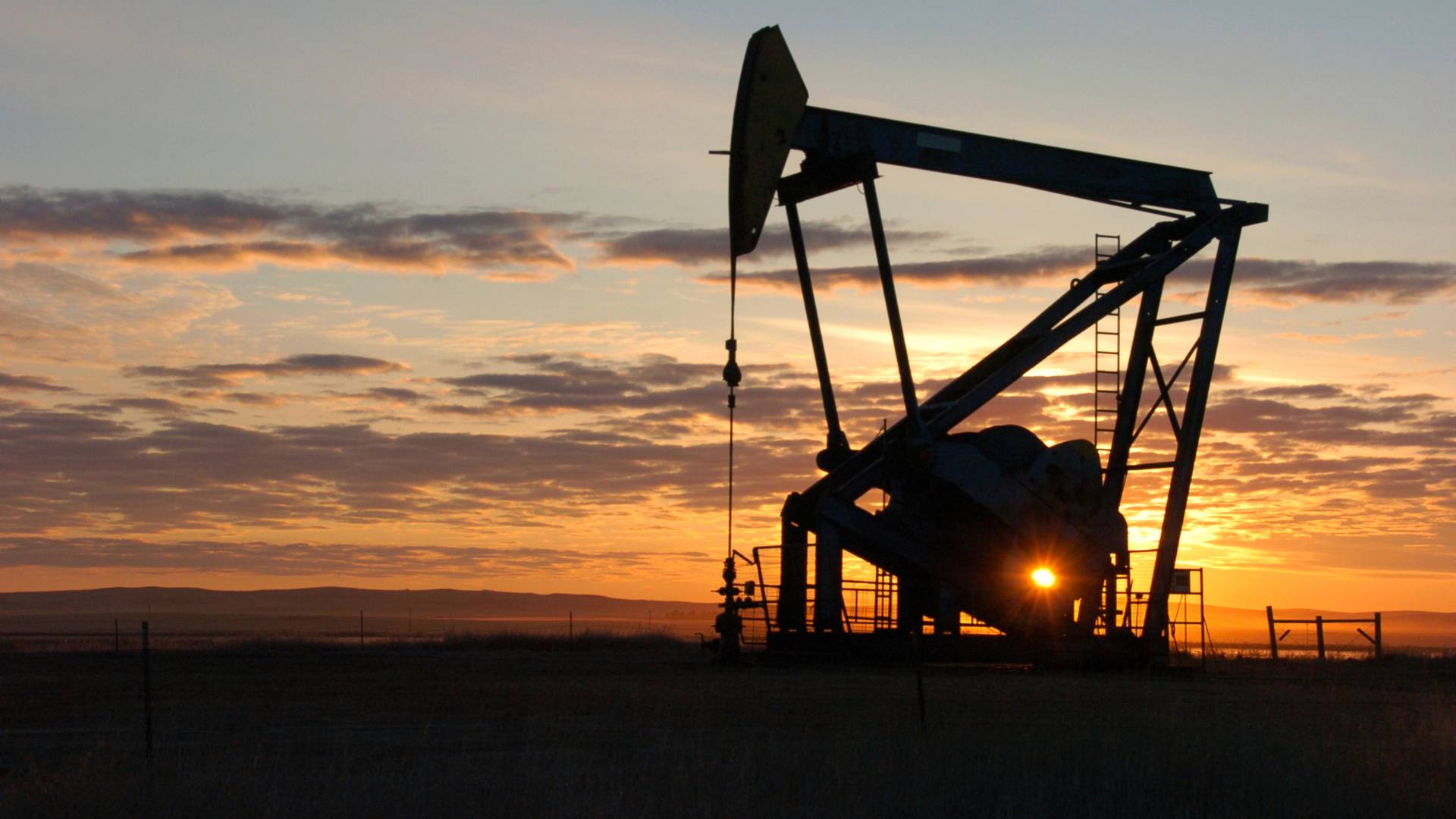 Las inversiones de las petroleras son incompatibles con los objetivos climáticos