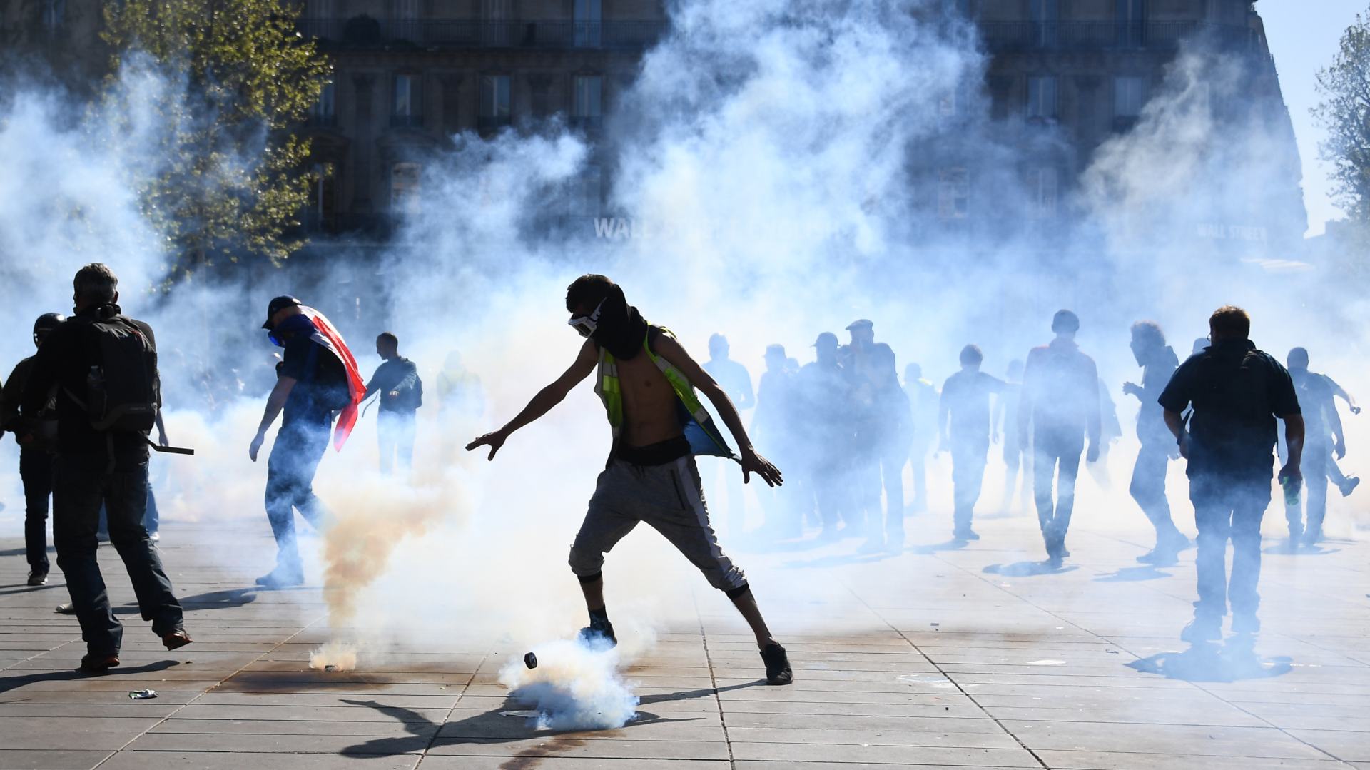 Tensión en París en un nuevo sábado de protestas de chalecos amarillos