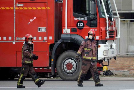 Aumentan a tres los muertos por un incendio en un piso de L'Hospitalet