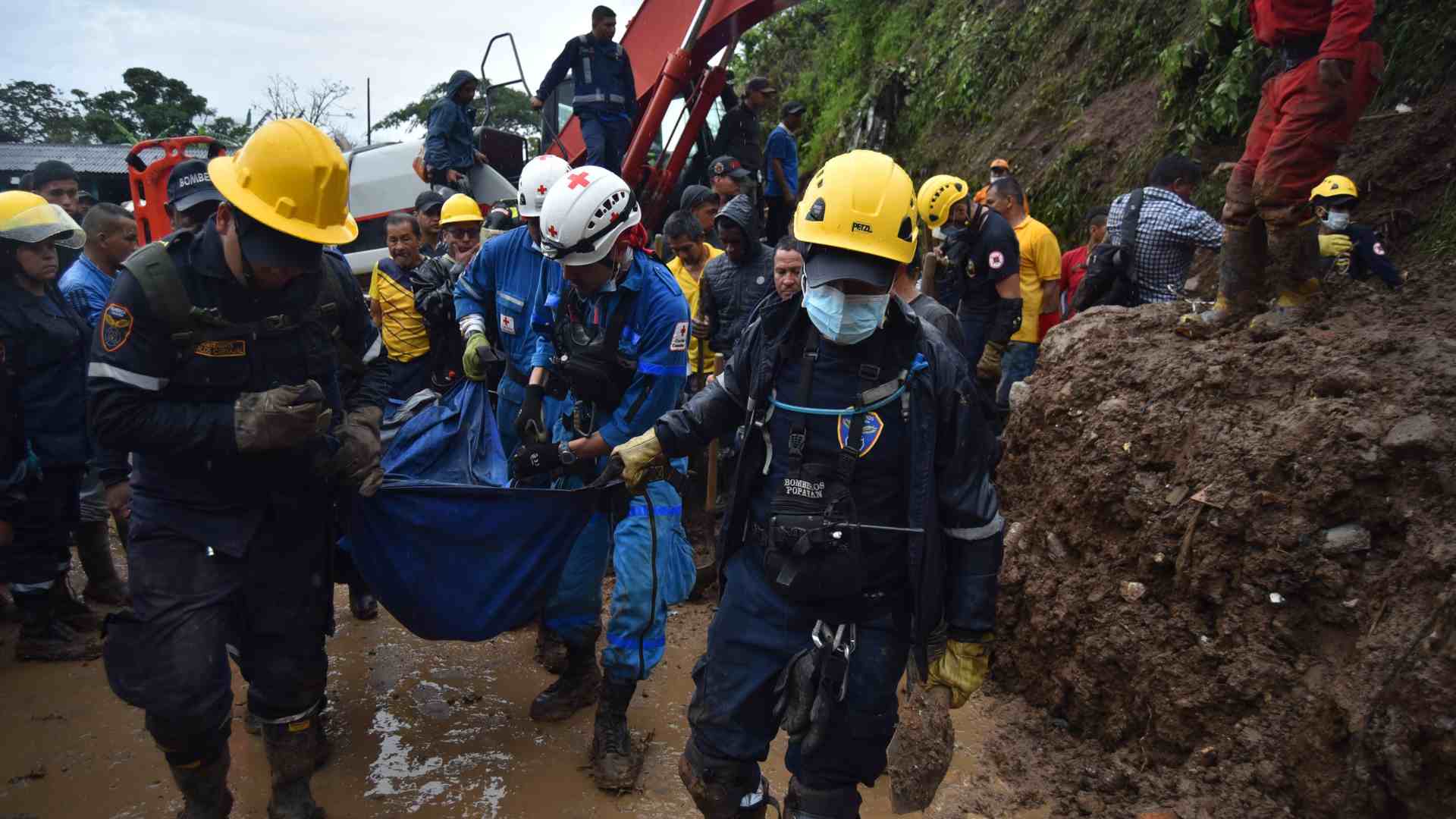 Un derrumbe por las intensas lluvias deja al menos 19 muertos en Colombia