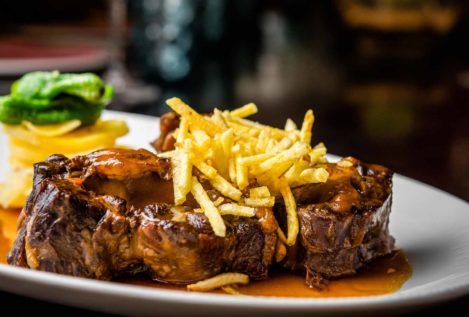 7 restaurantes de Madrid donde comer rabo de toro para celebrar San Isidro
